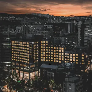 Nine Tree By Parnas Insadong Seoul