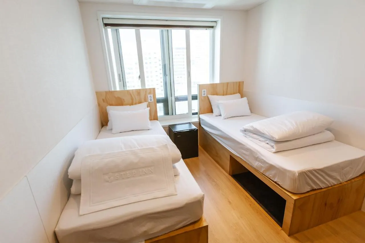 Step Inn Myeongdong 1 Seul Albergue