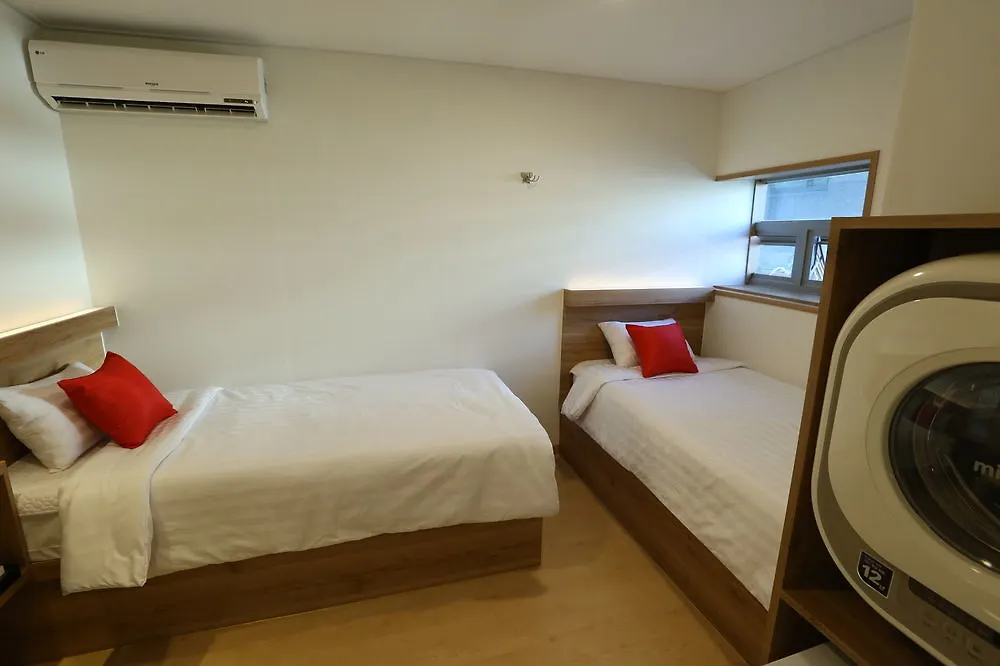 Hostel Step Inn Myeongdong 1 Seoul