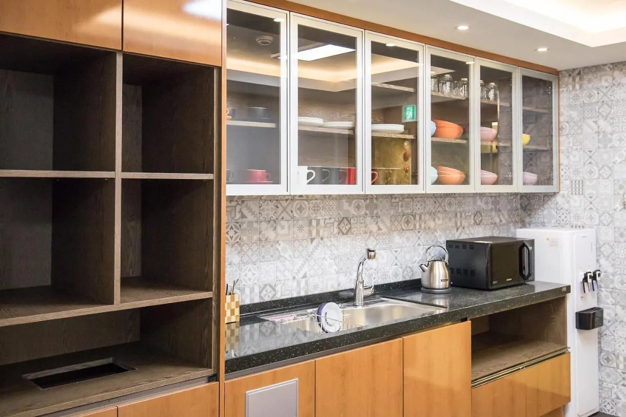 Hostel Step Inn Myeongdong 1 Seoul
