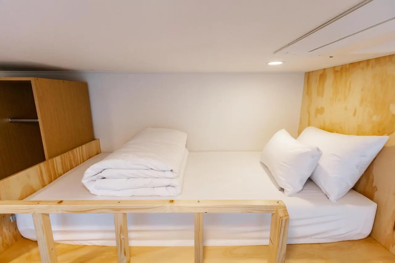 Hostel Step Inn Myeongdong 1 Seoul
